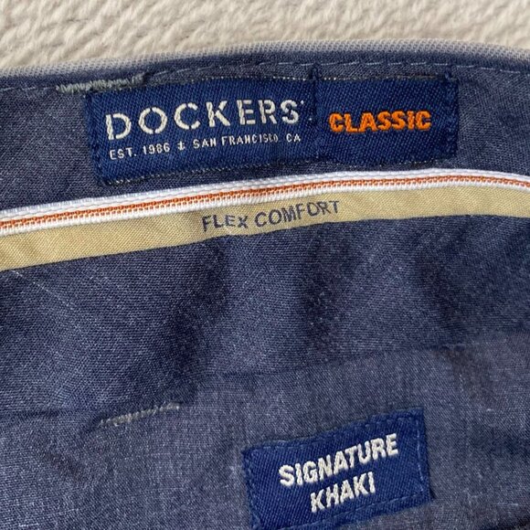 Dockers Mens Pants Size 44x32 Classic Fit Signature Khaki Flex Comfort Trousers - Picture 3 of 12